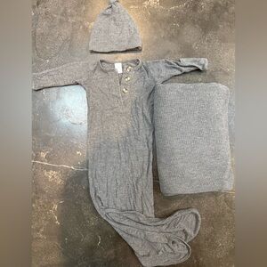 Lou Lou Newborn Bundle Set - gown, hat and blanket